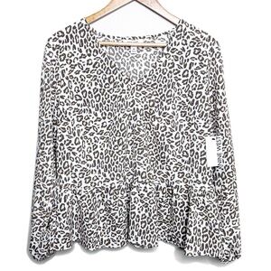 New with Tag Nine West Women's Leopard Print Long Sleeve Peplum V-Neck Blouse